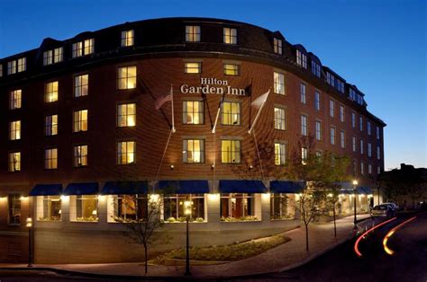 505 US Highway 1 Bypass, Portsmouth, NH. Free Cancellation. Reserve now, pay when you stay. 0.86 mi from city center. $99. per night. Feb 26 - Feb 27. This hotel doesn't skimp on freebies - guests receive free continental breakfast, free WiFi, and free self parking. Business travelers can take advantage of the 24-hour business center. 
